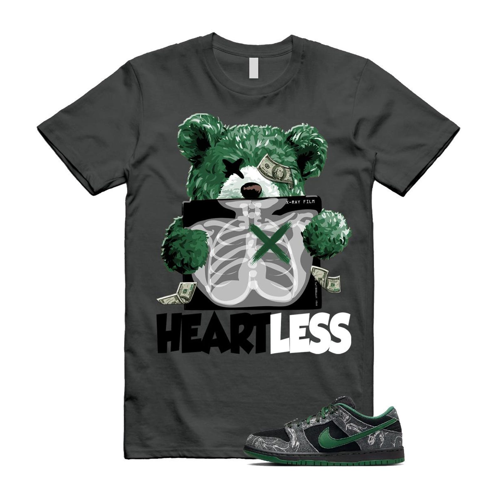Dunk There Skateboards Grey Black Gorge Green Summit White SB Low T Shirt Match HEART HF7743-001 T-Shirt, Sneaker Match Tee