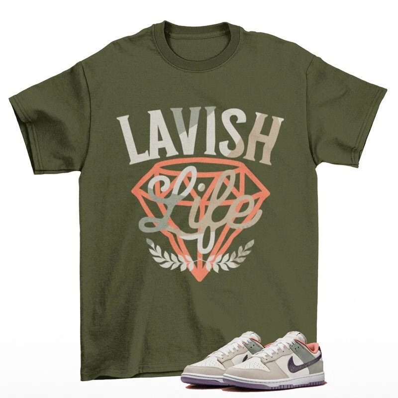 Lavish Sneaker Shirt Olive to Match Dunk Low NOLA HV5750-133 T-Shirt, Sneaker Match Tee
