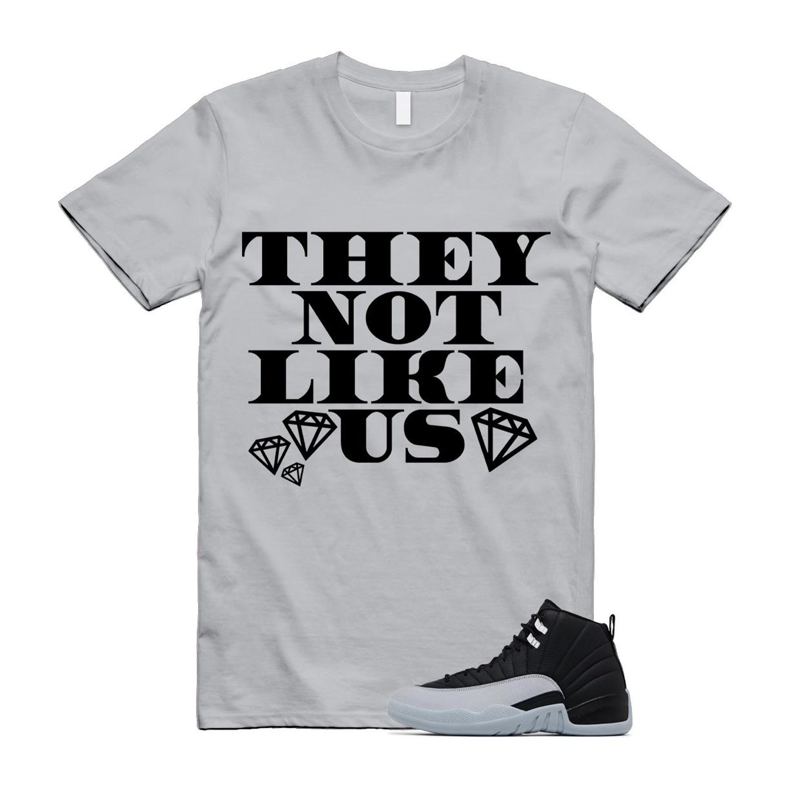12 Barons Black Wolf Grey White Retro T Shirt Match US2 ,CT8013-010 T-Shirt, Sneaker Match Tee