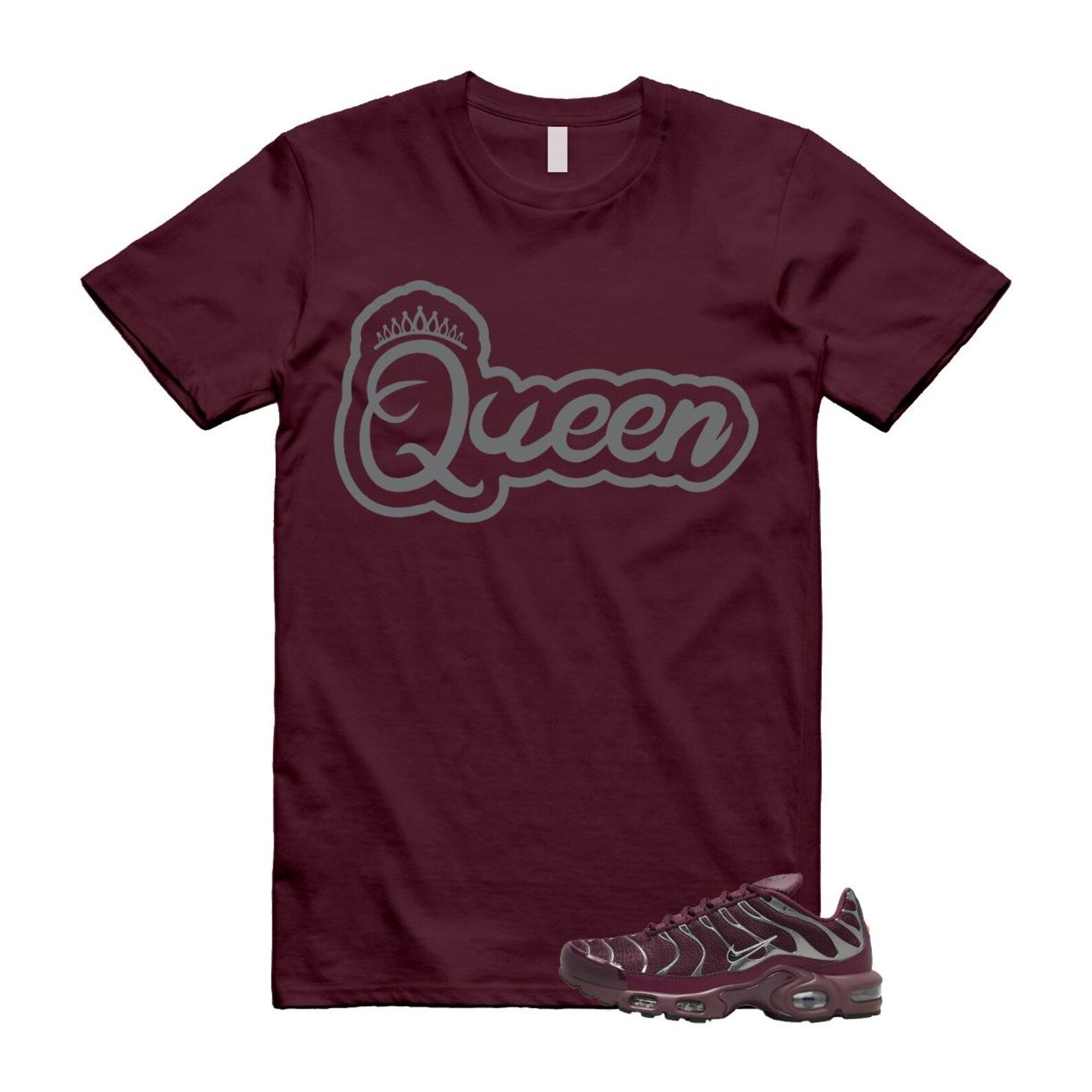 Air Max Night Maroon Metallic Silver Dark Team Red Plus SE T Shirt Match Q2 HJ9743-600 T-Shirt, Sneaker Match Tee
