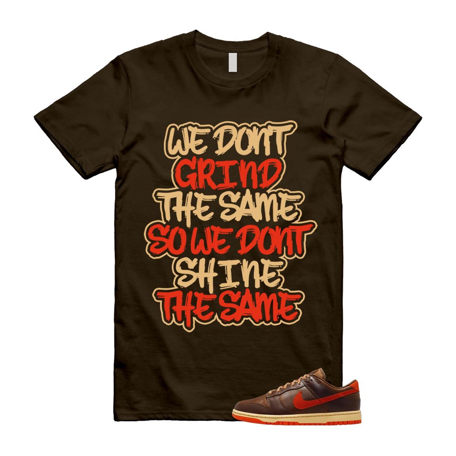 Dunk British Brown Light Tan Sesame Picante Red T Shirt Match GRIND HQ3448-262 T-Shirt, Sneaker Match Tee