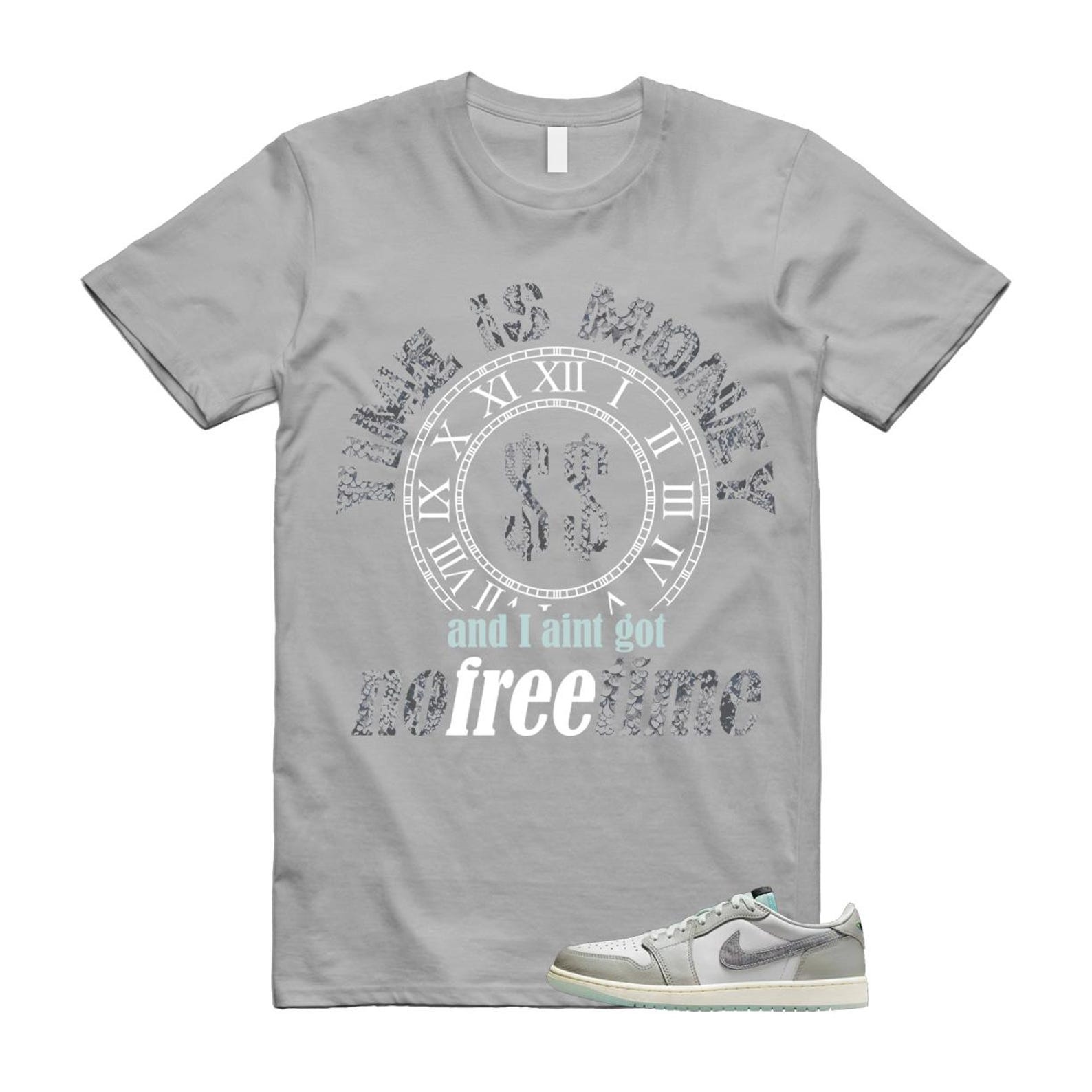 1 Year of the Snake Summit White Photon Dust Barely Green T Shirt Match FREE HF3144-100 T-Shirt, Sneaker Match Tee